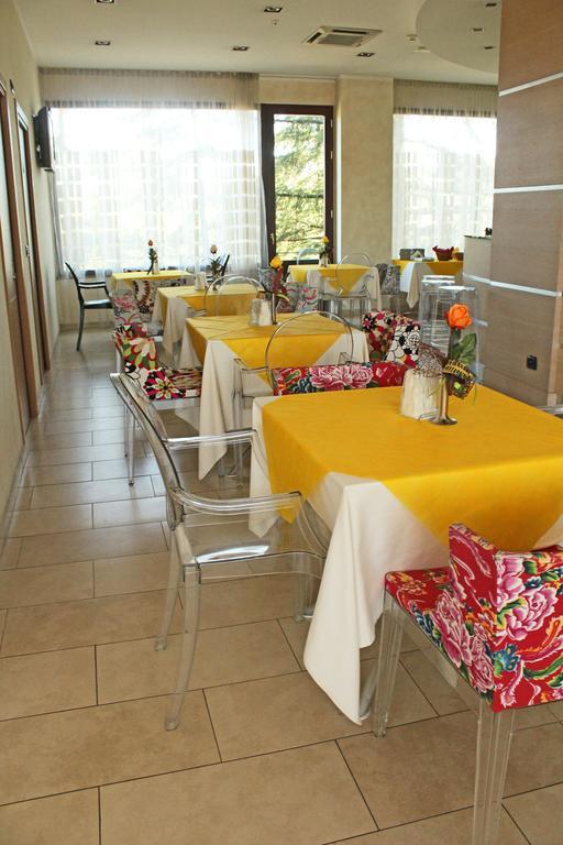סראוואלה Hotel Il Monte מראה חיצוני תמונה